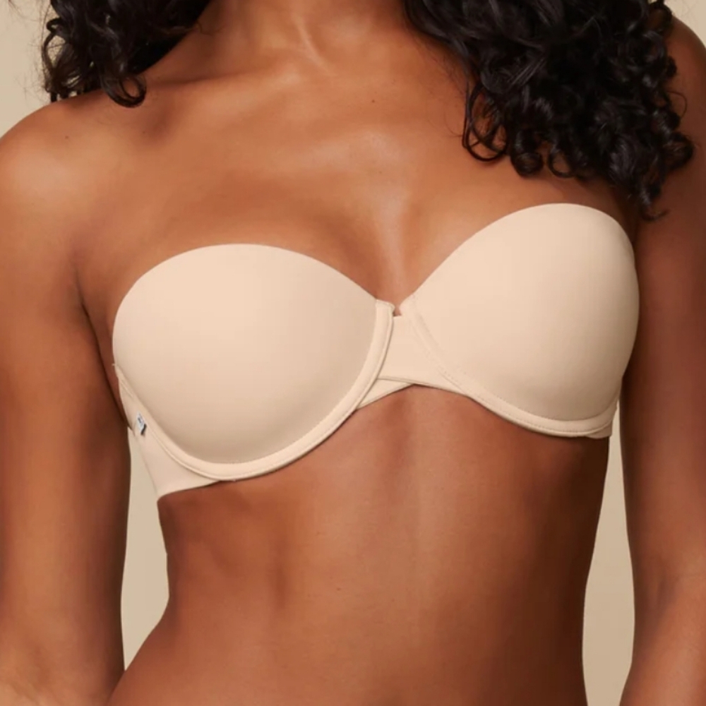 Harper Wilde Base Strapless Bra Beige 40B NWT